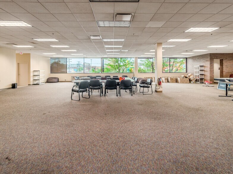More Photos Of 195 N Grant Ave, Columbus Office For Sale