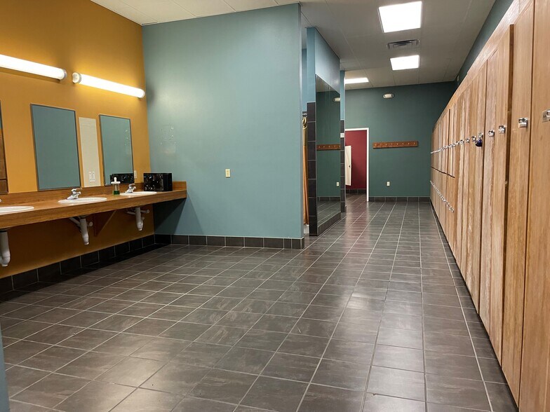 More Photos Of 17775 Airline Hwy, Prairieville Freestanding For Lease