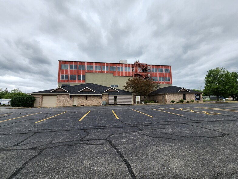 More Photos Of 401 S Earl Ave, Lafayette Office For Lease