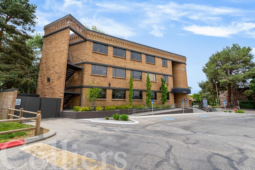 More Photos Of 1199 Shoreline Dr, Boise Office For Lease