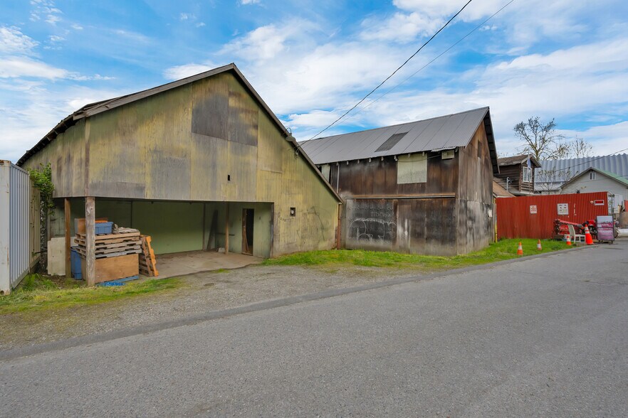 More Photos Of 9505 Gunderson Rd, Delta Industrial For Sale