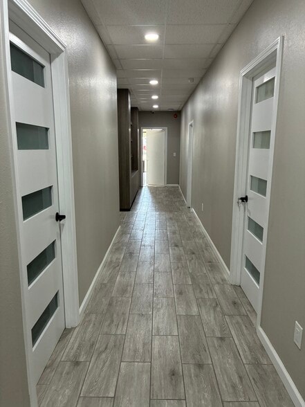 More Photos Of 4801 District Blvd, Bakersfield Warehouse For Lease
