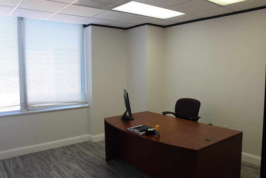 More Photos Of 306 W Wall St, Midland Office For Lease