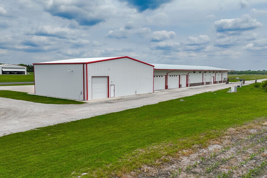 More Photos Of 7015 S 143rd St E, Derby Airplane Hangar For Sale