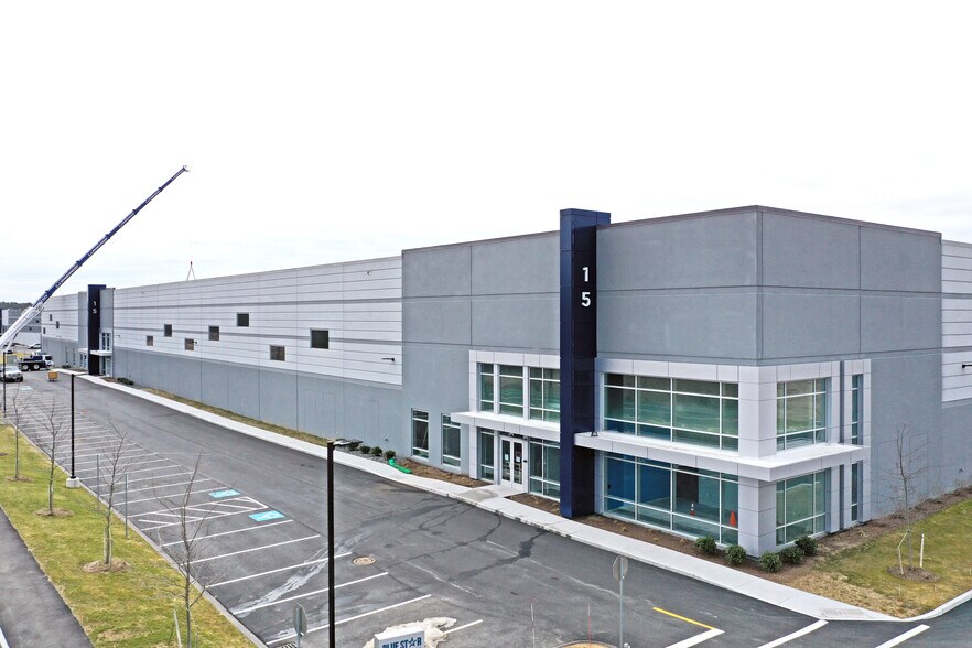 Primary Photo Of 237 E Main St, Norton Unknown For Lease