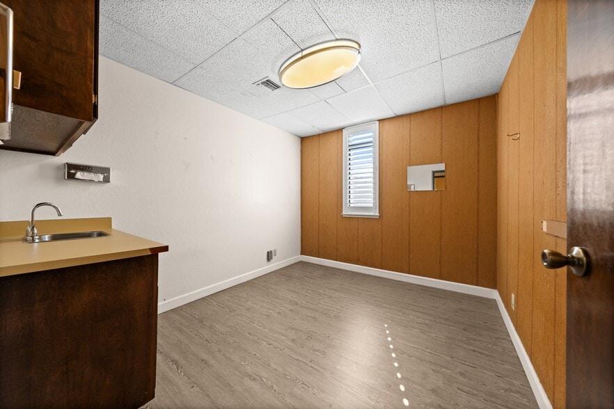 More Photos Of 2089 Vale Rd, San Pablo Office For Sale