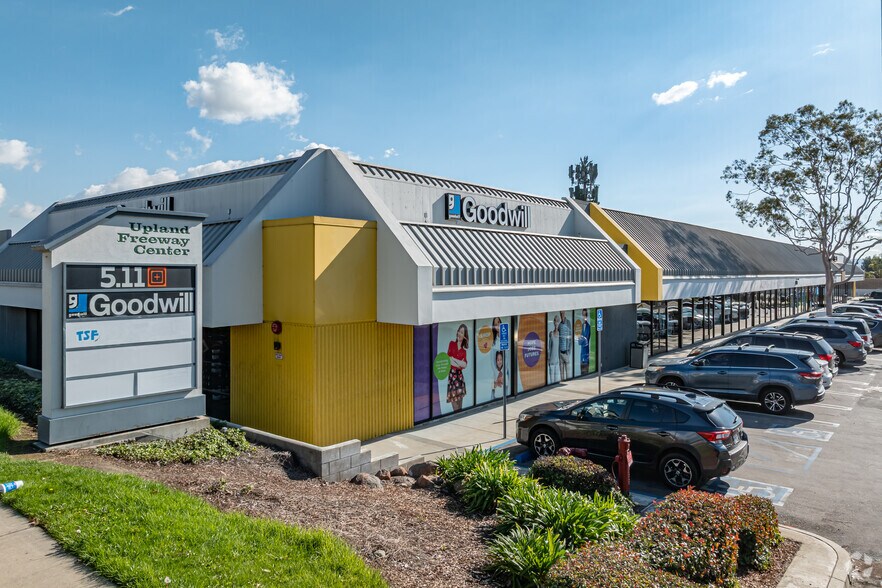 More Photos Of 1348-1438 W 7th St, Upland Unknown For Lease