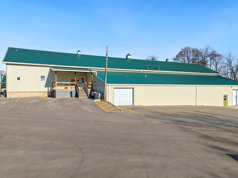 More Photos Of 316 Hay Ave, Brookville Warehouse For Sale