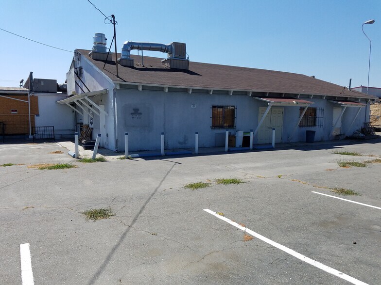 Primary Photo Of 2805 E South St, Long Beach Warehouse For Sale