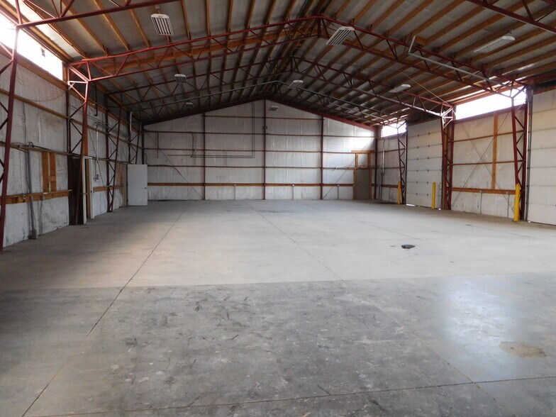 More Photos Of 4100 Morgantown Industrial Park, Morgantown Warehouse For Sale