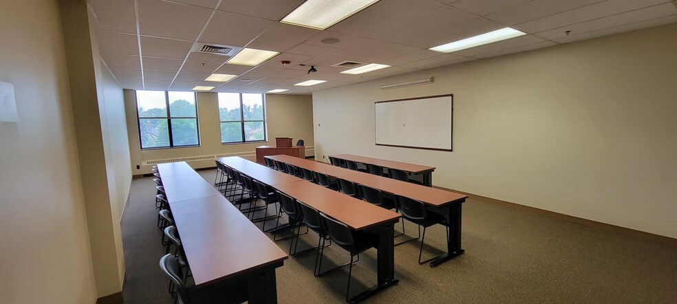 More Photos Of 1030 E Jefferson Blvd, South Bend Medical For Sale