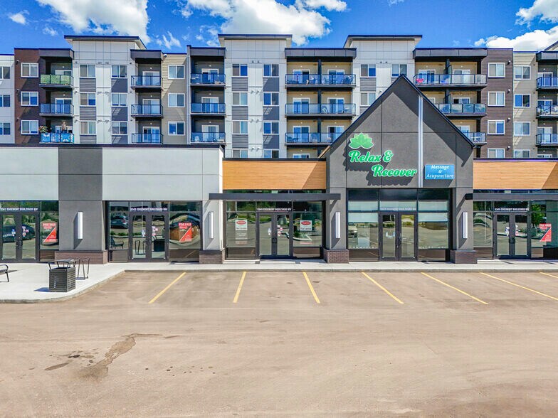 More Photos Of 5345 Edgemont Blvd NW, Edmonton General Retail For Lease