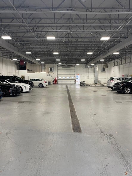 More Photos Of 4800 E Independence Blvd, Charlotte Auto Dealership For Sale