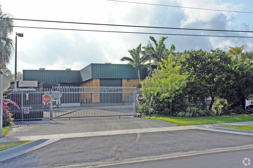 Primary Photo Of 15733 SW 117th Ave, Miami Warehouse For Lease