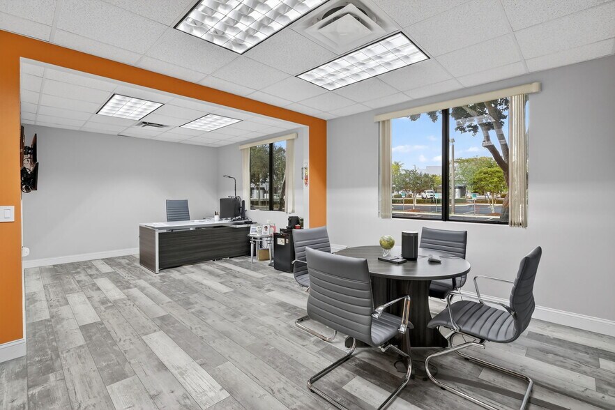 More Photos Of 1007 Shotgun Rd, Sunrise Office For Sale