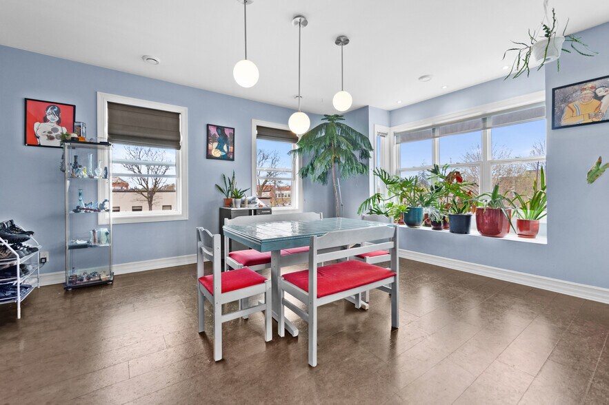 More Photos Of 201 Queen St S, Mississauga Storefront Retail Office For Sale