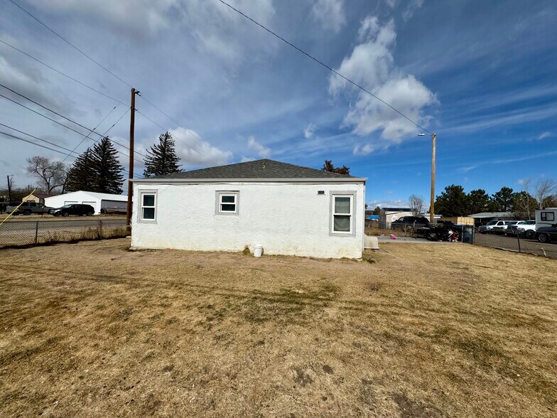 More Photos Of 4202 Cheyenne St, Cheyenne Multifamily For Sale