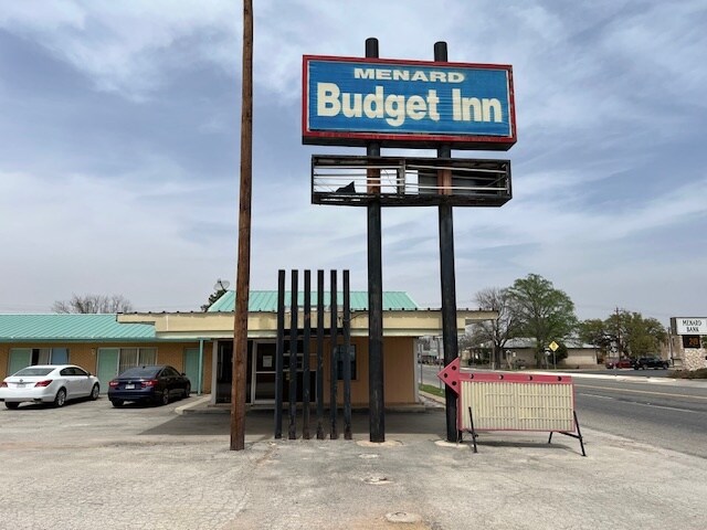 Primary Photo Of 208 S Ellis St, Menard Hotel For Sale