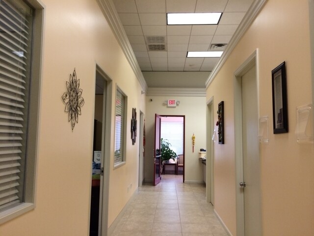 More Photos Of 12112 Bellaire Blvd, Houston Medical For Lease