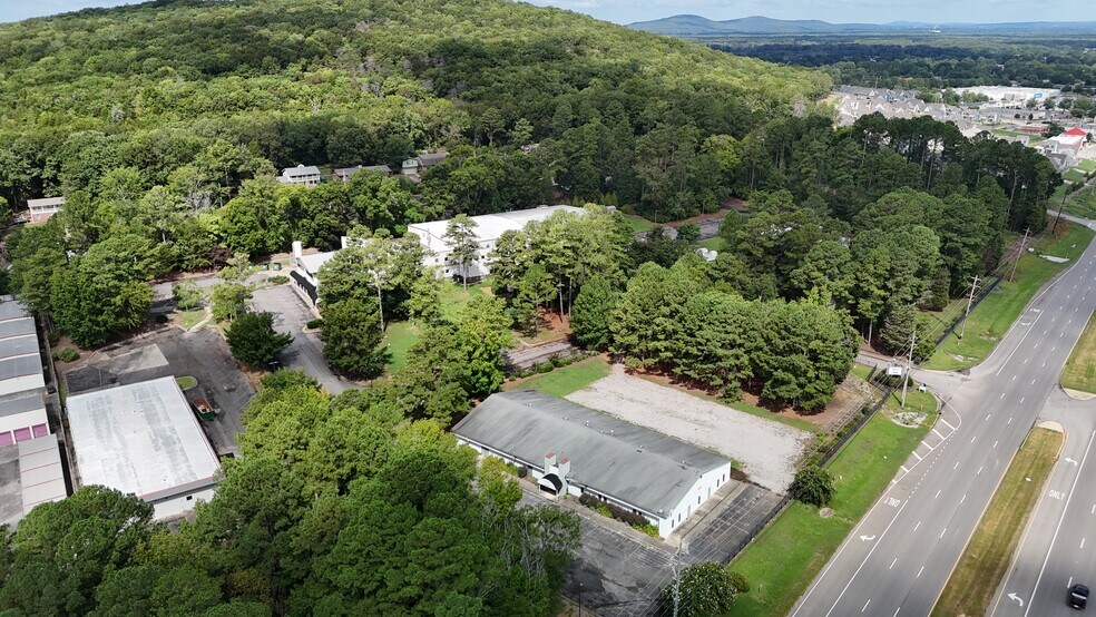 More Photos Of 12090 Memorial Pky SW, Huntsville Light Manufacturing For Sale