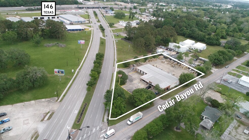 More Photos Of 2800 N Alexander Dr, Baytown Light Distribution For Sale