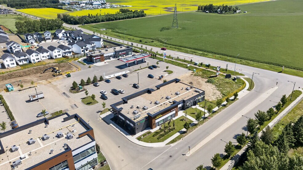 More Photos Of 8305 Chappelle Way SW, Edmonton Restaurant For Lease