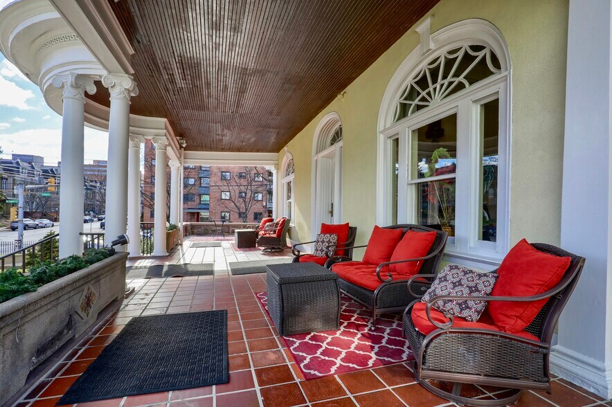 More Photos Of 802 N Duke St, Lancaster Office For Sale