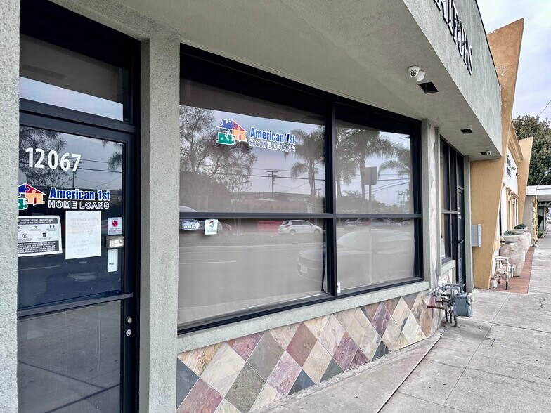 More Photos Of 12065 Paramount Blvd, Downey Storefront For Lease