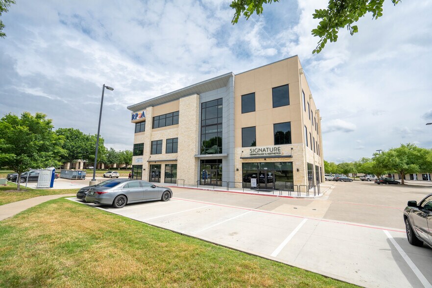 More Photos Of 5060 Tennyson Pky, Plano Medical For Sale