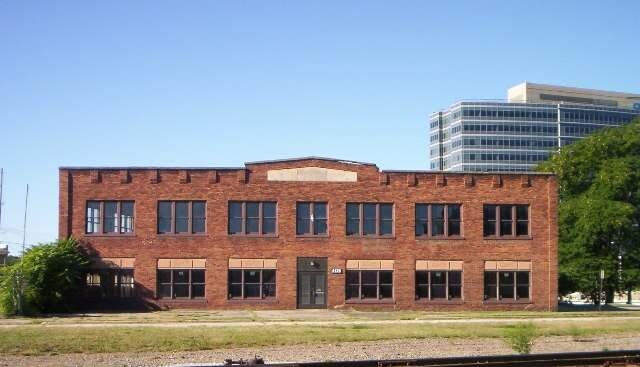 More Photos Of 409 Hupp Ave, Jackson Flex For Sale