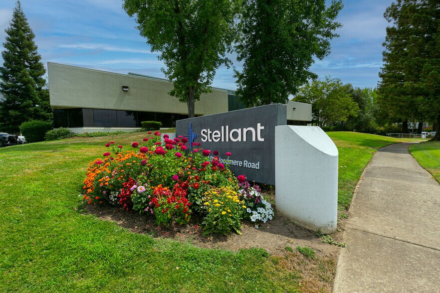 More Photos Of 107 Woodmere Rd, Folsom Research And Development For Lease