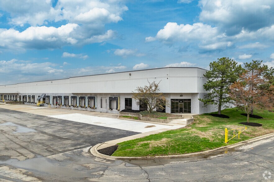 More Photos Of 1614-1634 Westbelt Dr, Columbus Warehouse For Lease