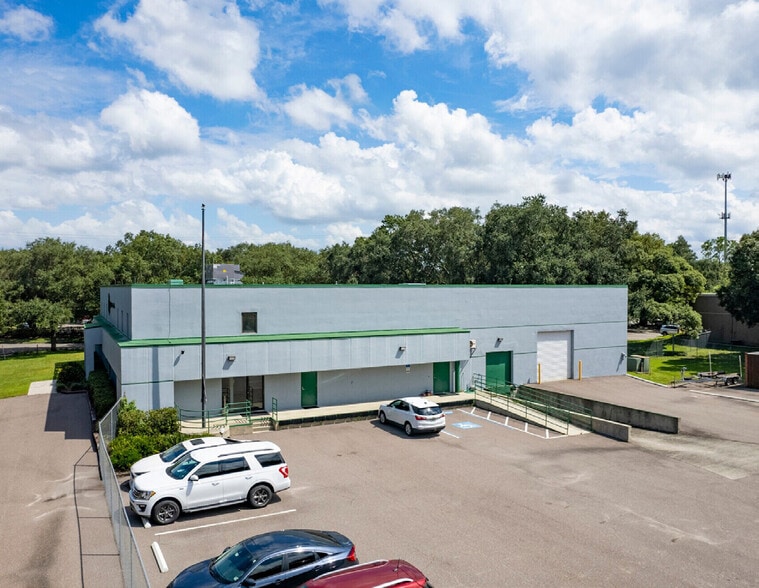 More Photos Of 3415 Queen Palm Dr, Tampa Warehouse For Sale