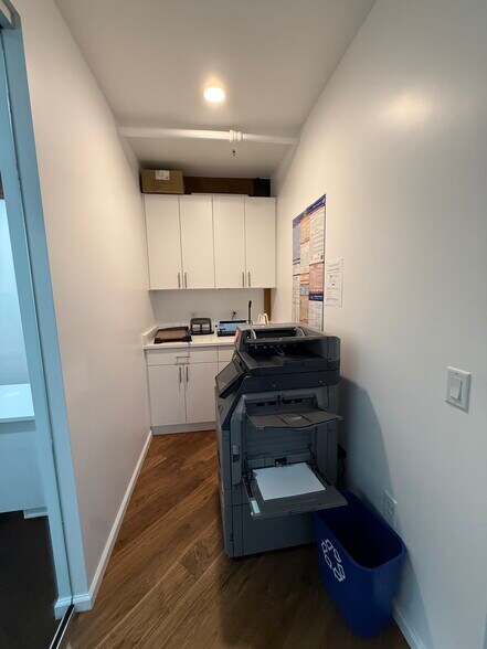 More Photos Of 2 W Saint George Blvd, Saint George Office For Lease