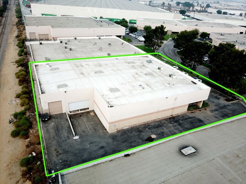 More Photos Of 6048 Triangle Dr, Commerce Warehouse For Lease