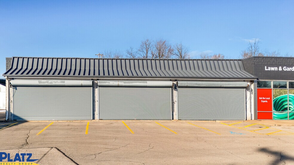 More Photos Of 3408-3410 Canfield Rd, Youngstown Storefront For Lease