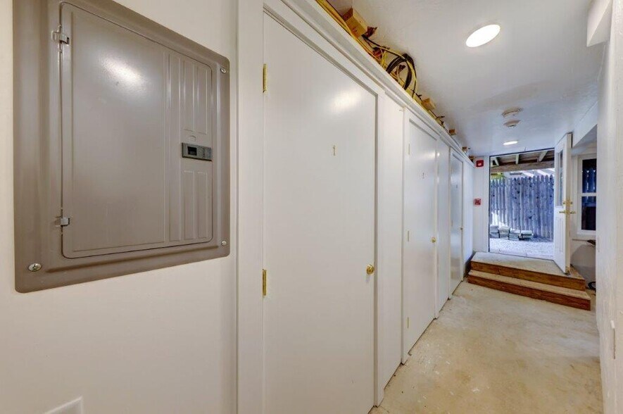 More Photos Of 313 Main St, Wellfleet Storefront Retail Residential For Sale