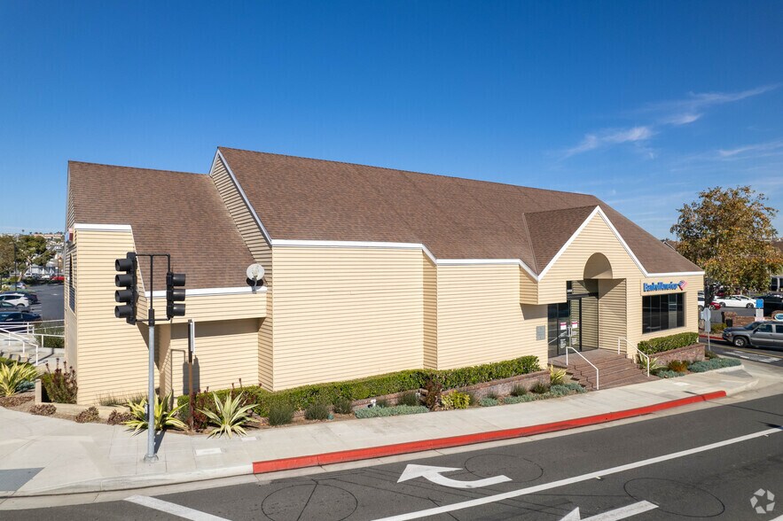 More Photos Of 24821-24871 Del Prado, Dana Point Storefront For Lease