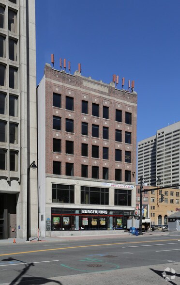 More Photos Of 11-23 Asylum St, Hartford Office For Lease