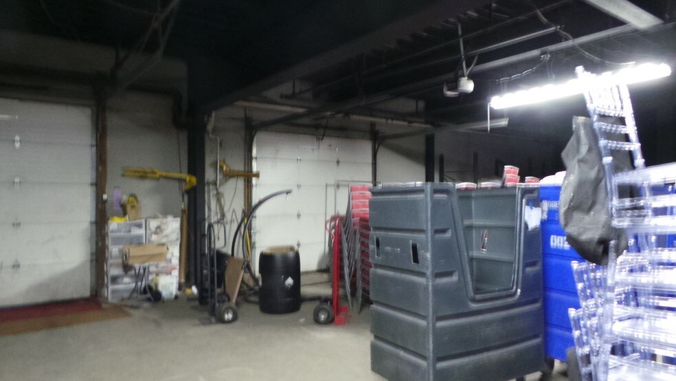 More Photos Of 3939 Bellevue St, Detroit Industrial For Sale