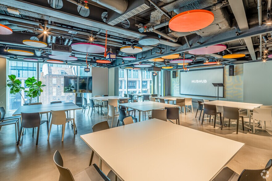 More Photos Of 20 Farringdon St, London Coworking Space