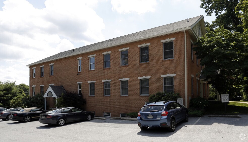 More Photos Of 63 Chestnut Rd, Paoli Office For Lease