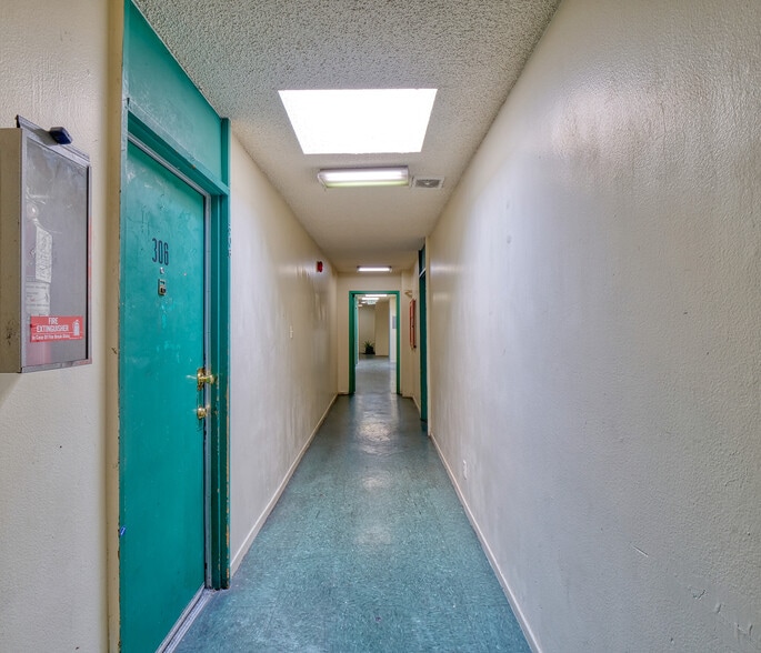 More Photos Of 1408 S Wilton Pl, Los Angeles Apartments For Sale