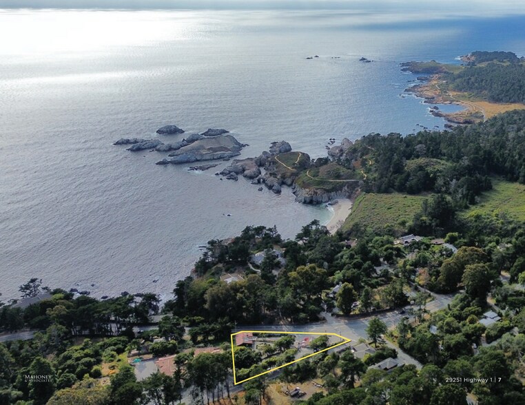 More Photos Of 29251 CA - 1, Carmel General Retail For Sale