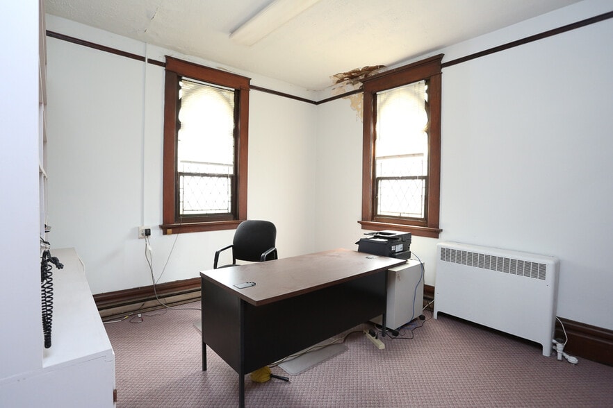 More Photos Of 1205 Elm St, Youngstown Religious Facility For Sale