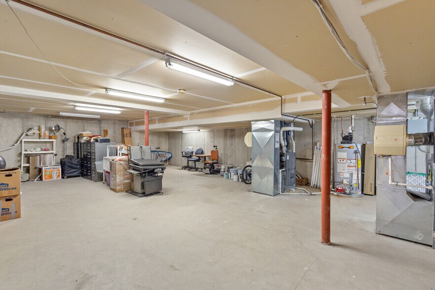 More Photos Of 3850 Glenkerry Ct, Portage Medical For Sale