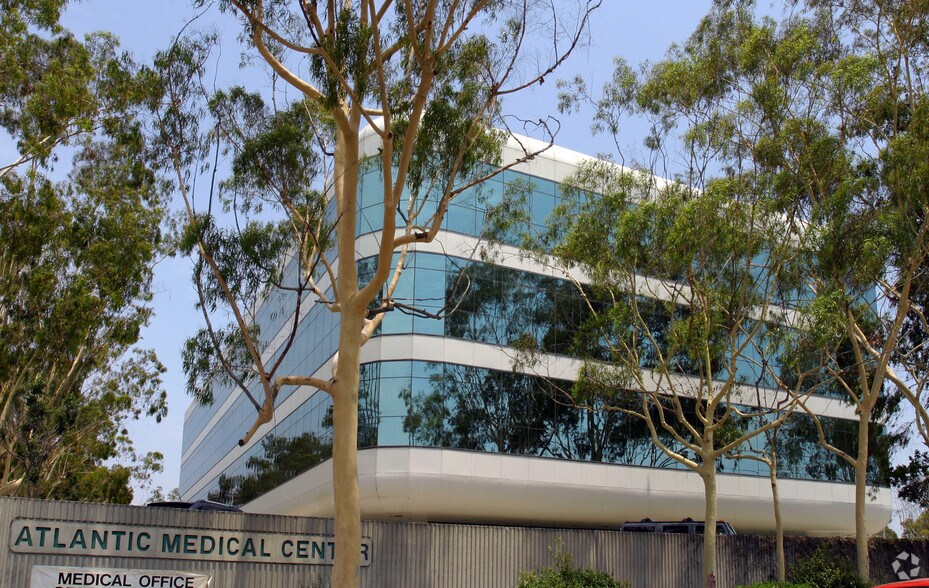More Photos Of 701 E 28th St, Long Beach Medical For Lease