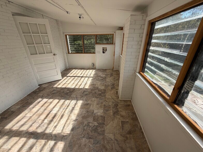More Photos Of 416 GA-9 S, Dawsonville Specialty For Sale