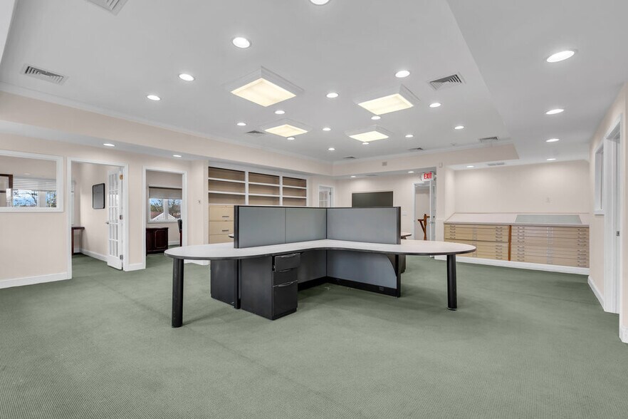 More Photos Of 1 Dag Hammarskjold Blvd, Howell Medical For Lease