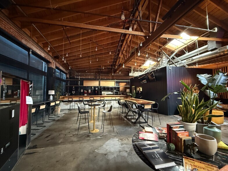More Photos Of 2014-2022 E 7th St, Los Angeles Office For Lease